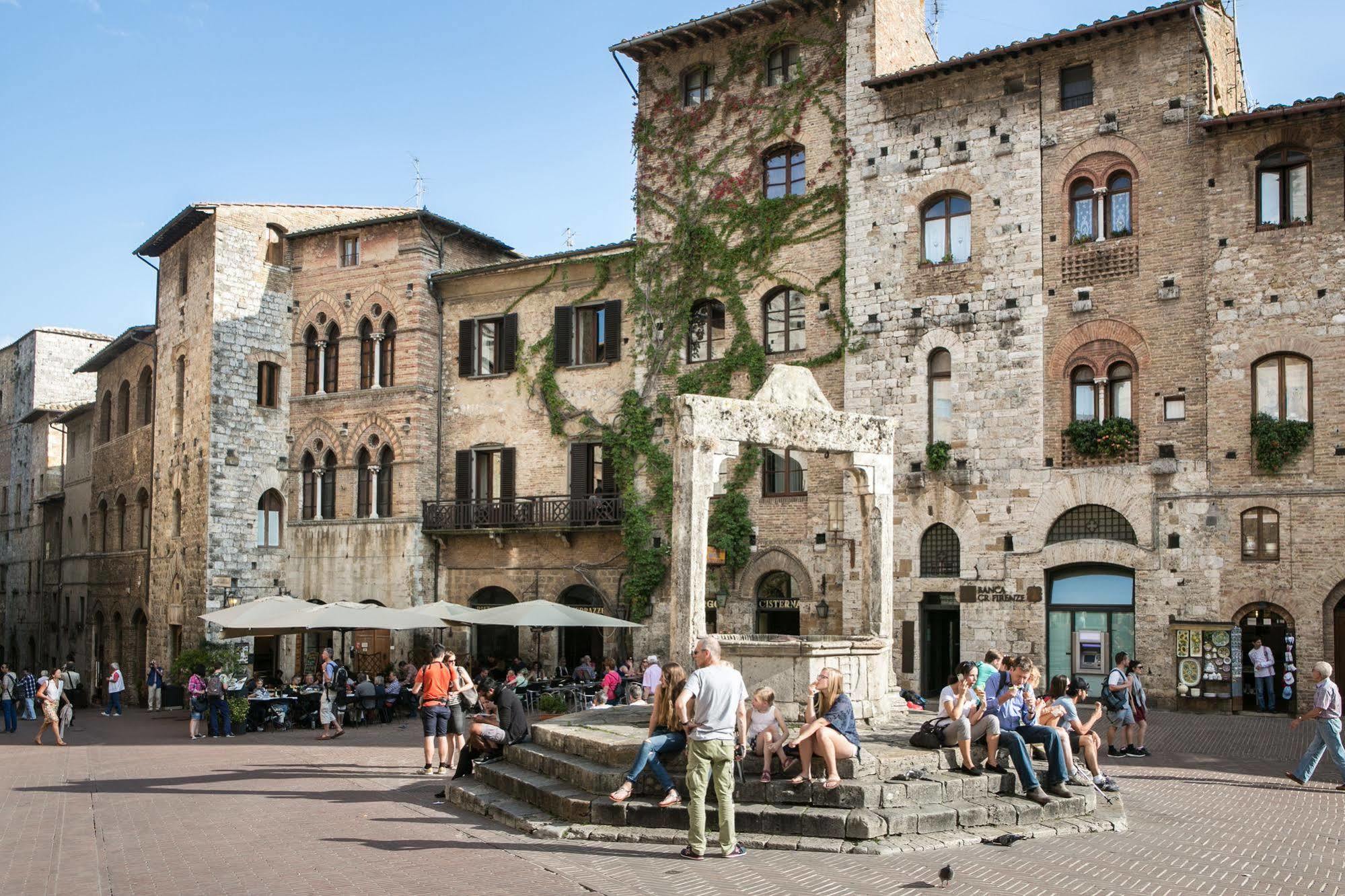Hotel La Cisterna