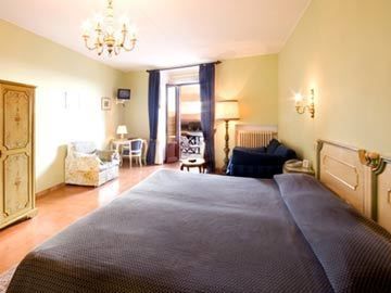La Cisterna Hotel 3*